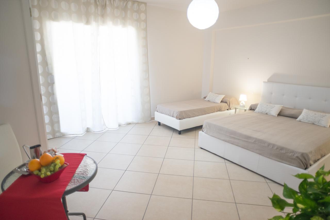Bed and Breakfast Riva Del Sol Santa Teresa Di Riva Exteriér fotografie