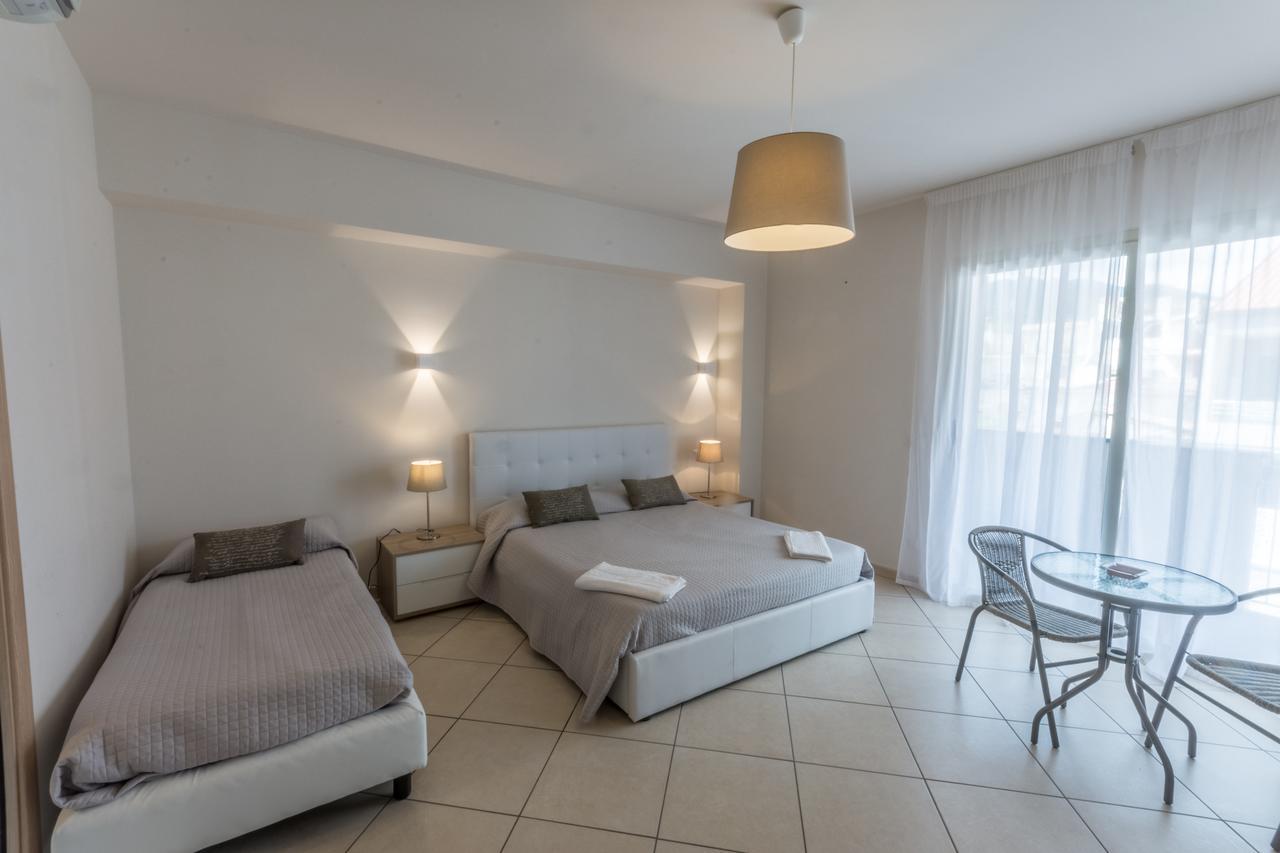 Bed and Breakfast Riva Del Sol Santa Teresa Di Riva Exteriér fotografie